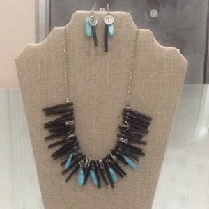 Handmade necklace with earrings